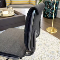 Tabouret de bar commercial moderne et minimaliste à hauteur réglable avec tissu gris et structure métallique, pivotant à 360 degrés, durable, pour usage hôtelier