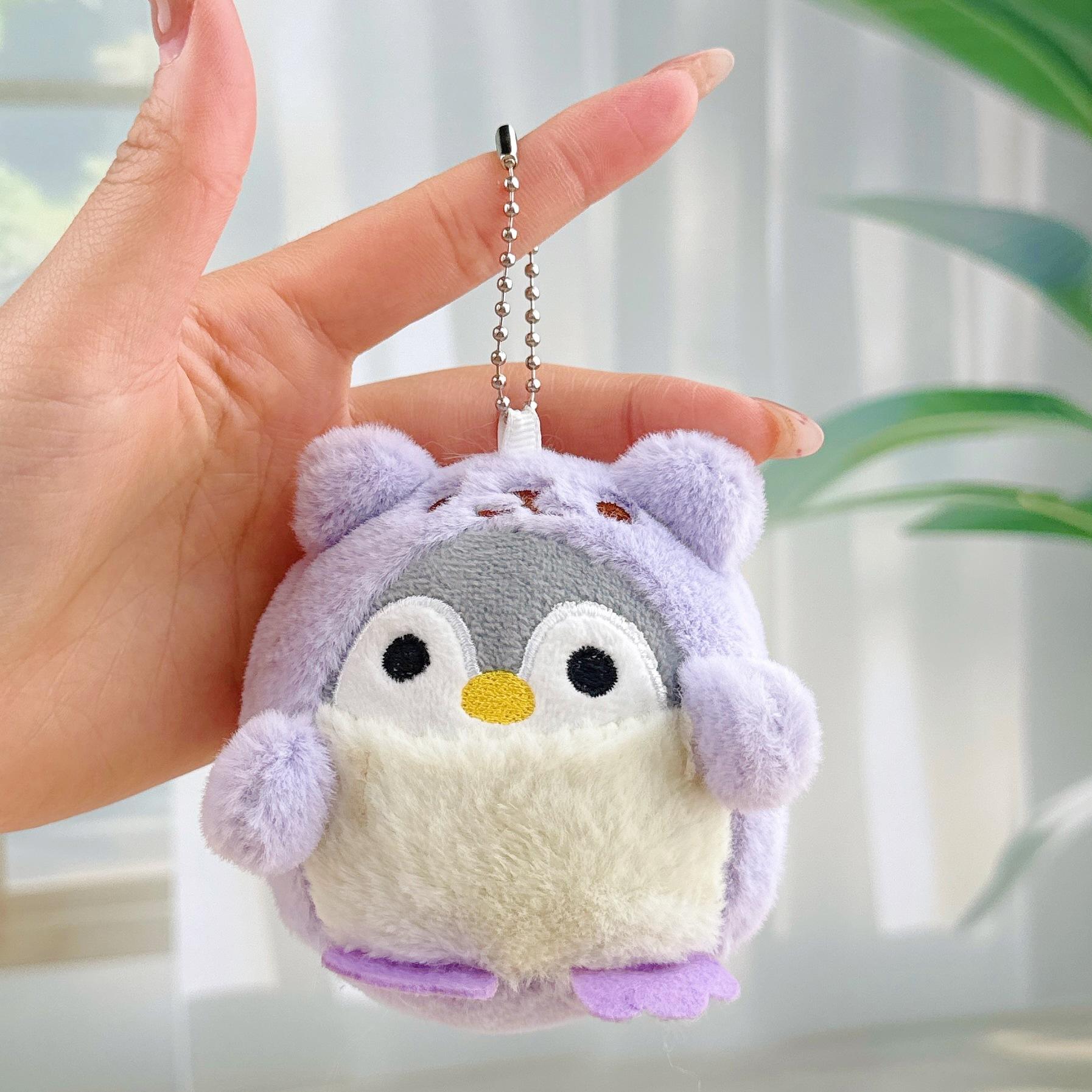 Crossdresser penguin purple + bead chain