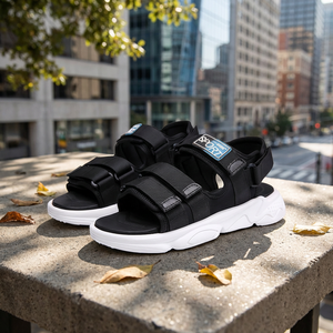 รองเท้าแตะ BreezeStep รุ่นใหม่ แฟชั่น ระบายอากาศได้ดี สไตล์ลำลอง สปอร์ต คลาสสิก สำหรับผู้ชาย เหมาะสำหรับกิจกรรมกลางแจ้ง นุ่มสบาย และรองเท้าสลิปเปอร์สำหรับผู้ชาย - Product Image 1