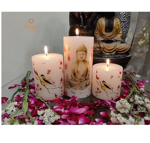 Ensemble de 3 bougies décoratives en forme de Bouddha, bougies en cire sculptées de qualité supérieure pour la décoration de la maison, la méditation, les cadeaux et la présentation sur la table - Product Image 3