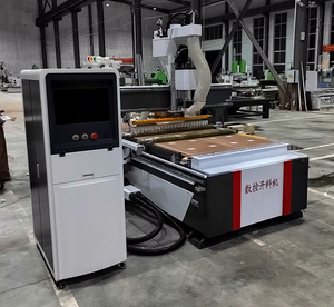 Router CNC <span class=keywords><strong>SAMET</strong></span> ad Alta Precisione 1325 2030 2040 con Cambio Utensili Automatico per la Produzione di Ante per Mobili da Cucina in Legno - Product Image 4