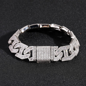 Pulsera Hip Hop de 17 mm con Cierre Cuadrado Japonés de Zirconio, Hebilla de Caja de Estilo Industrial Pesado, Pulsera para Hombre, Moda Tanjing - Product Image 4