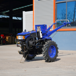 Les <span class=keywords><strong>prix</strong></span> d'usine marchent derrière les tracteurs. Les tracteurs <span class=keywords><strong>à</strong></span> 2 roues et les tondeuses <span class=keywords><strong>à</strong></span> gazon <span class=keywords><strong>à</strong></span> fléaux sont utilisés pour les tracteurs <span class=keywords><strong>à</strong></span> rouleaux agricoles - Product Image 1