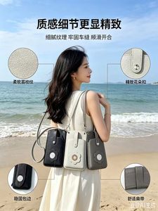 Housse en cuir microfibre souple universelle personnalisée OEM pour <span class=keywords><strong>iPhone</strong></span>, sacs pour téléphones mobiles Samsung, <span class=keywords><strong>coque</strong></span> de protection - Product Image 6