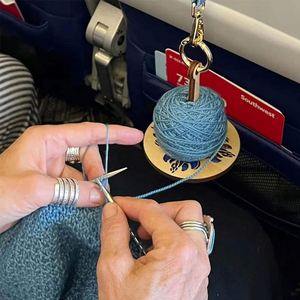 Factory High Quality Portable Wooden Wrist Yarn Holder Eco-friendly European Style Natural Color Shape Knitting <b>Crochet</b> Sewing - Product Image 1
