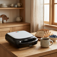 Machine à sandwichs petit-déjeuner 1200W, 4 tranches, plaques fixes antiadhésives, corps froid au toucher, sécurité anti-surchauffe, grille-pain