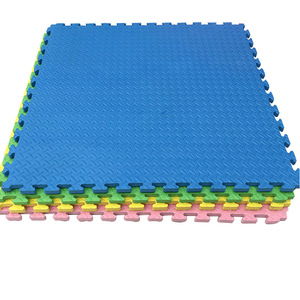 Hot New Soft Foam Soft Play Equipment <span class=keywords><strong>Ferme</strong></span> Intérieur Blanc Ensembles <span class=keywords><strong>de</strong></span> <span class=keywords><strong>jeu</strong></span> doux pour enfants Soft Play <span class=keywords><strong>Tapis</strong></span> <span class=keywords><strong>de</strong></span> <span class=keywords><strong>jeu</strong></span> doux et clôtures - Product Image 1