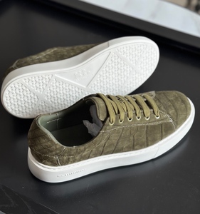 Zapatos Casuales para Hombre - Zapatillas Ligeras con Suela Gruesa y Plantilla de Cuero Genuino, Calzado Casual 100% Piel de Cocodrilo - Product Image 4