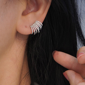 Hàn Quố<span class=keywords><strong>c</strong></span> Chất Lượng Thời Trang Kim <span class=keywords><strong>C</strong></span>ương Phụ Nữ Sang Trọng Stud Bông Tai Phong <span class=keywords><strong>C</strong></span>ách Nhiều Lớp Hàng Khối <span class=keywords><strong>C</strong></span> Hình Dạng - Product Image 3