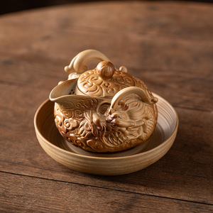 Théière en céramique avec relief de dragon, un théière et deux tasses, ensemble de thé de voyage portable pour la maison et l'extérieur, poterie de Dehua, tradition chinoise - Product Image 3