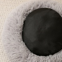 Tempat Tidur Hewan Peliharaan Bulu Bundar Modern untuk Kehangatan Musim Dingin Kucing