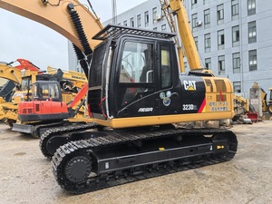 Excavadora CAT 323D2L de 23 toneladas en buen estado, máquina hidráulica usada para proyectos de construcción. - Product Image 5