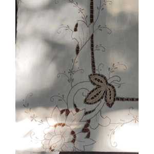 Mantel de Lino Crema de Marca Pietrochianese, Bordado Calado Beige, 12 Servilletas, Técnica No Tejida, para Mesa de Comedor de Hotel - Product Image 6