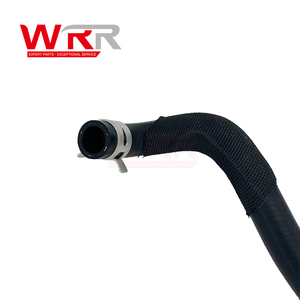 ท่อยางคุณภาพสูง WRR สำหรับรถเบนซ์ W204 C250 รุ่น 2048306696 สำหรับระบบน้ำหล่อเย็น วัสดุยาง ใช้กับเครื่องยนต์ ชุดทำความร้อน หม้อน้ำ ท่อส่งลมร้อน ท่อส่งลมกลับ - Product Image 3