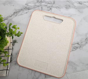 Planche à découper en paille de blé, 2 tailles, avec bord antidérapant, pour la viande, les légumes et les fruits, disponible en plusieurs modèles. - Product Image 3
