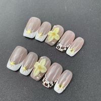 Faux ongles artisanaux de haute qualité, vente en gros d'usine, forme cercueil, style français sculpté, peints à la main, réutilisables, très demandés pour l'été