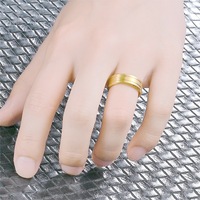 Großhandel New Fashion 8MM Silber Gold Schwarz Breite Mittel rille Frosted Herren Edelstahl Ring Modeschmuck