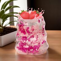 Tasses en verre à double paroi les plus récentes de 2025, vente en gros, tasses à café en verre créatives, gobelet à eau, tasse à thé en verre réutilisable avec fleurs séchées