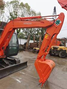 Miniexcavadora Usada ZX60 de 6 Toneladas, Modelo 2022, Motor Cummins, Bomba Hitachi con Cucharón de Excavación, Componentes Principales - Product Image 3