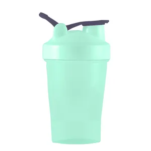 Bottiglia di plastica per palestra, vendita all'ingrosso di 400ml 600ml Logo personalizzato colore BPA Free in plastica Fitness Gym Shaker proteine Shaker