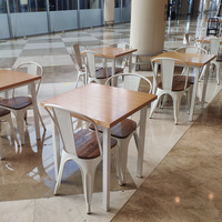 Ensemble de tables et chaises carrées antiques modernes en bois massif et métal, durables, pour hôtel, appartement, restaurant, café, bar, salle à manger