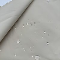 Chaqueta Softshell de lana de poliéster 100% de alta calidad asequible, tela transpirable e impermeable para chaqueta de moda de hombre