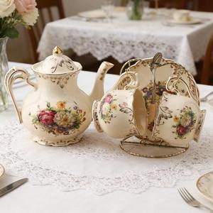 Disponibile Set Tazza e Piattino in Porcellana Stile Retrò Francese con Rose, Design Moderno ed Ecologico <span class=keywords><strong>per</strong></span> Tè del Pomeriggio e Caffè - Product Image 4