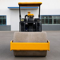 Compacteur de sol vibrant YSW206A de 6 tonnes avec capacité de montée de 35 % et une dégagement au sol de 280 mm