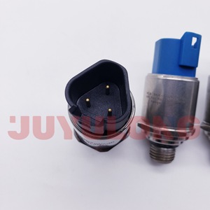 Sensor de Alta Presión 31Q8-40500 con Instalación Roscada para Excavadora - Product Image 3