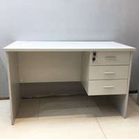 Bureau d'ordinateur, bureau d'écriture simple, bureau d'étude, adapté aux familles, aux écoles et aux bureaux