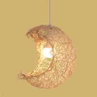 Lampe suspendue en rotin tressé à la main, forme de lune, lampe en forme de croissant organique, lampe décorative d'intérieur pour salle à manger, bar