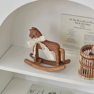 Ornement cheval à bascule rétro en bois avec ruban en dentelle, décoration de table compacte pour salon, chambre à coucher, entrée - Product Image 4