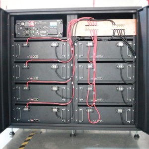 Batería de Litio de 48 V y 800 Ah con 6000 Ciclos de Vida Útil, Personalizada OEM, de Alta Calidad, con Inversores y Caja Conflux para Energía Solar - Product Image 1