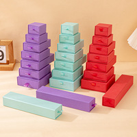 Emballage de bijoux personnalisé A1 avec logo, étuis à tiroirs violet, aqua et rouge, présentoir intérieur noir pour colliers longs et boîtes