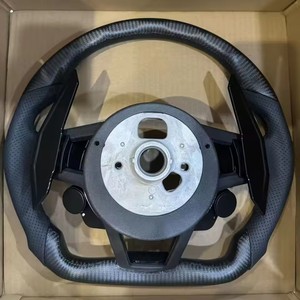 Volant en cuir semi-perforé noir avec surpiqûres et bouton R8 en fibre de carbone pour <span class=keywords><strong>Audi</strong></span> A3 A4 A5 S3 S4 S5 B9 <span class=keywords><strong>2023</strong></span> - Product Image 2