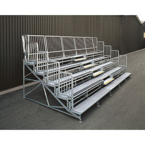 Soporte deportivo prefabricado de la serie 2M hecho a medida de la marca italiana CETA con bancos y asientos de plástico para deportes y entretenimiento - Product Image 1