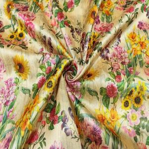 Tissu en Soie de Mûrier Doux et Léger, Respirant et à Séchage Rapide, Motif Géométrique Abstrait pour Robes de Mariée et Textiles de Maison - Product Image 1