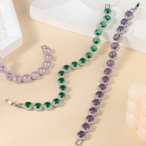Pulseira de Cristal de Zircônia Luxuosa e Brilhante para Mulheres, Corrente de Mão em Forma de Coração Romântica, Joias de Moda para Jantar e Festas, Presente para Meninas, Banho de Ouro - Product Image 3