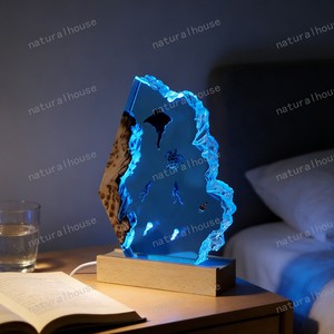 <span class=keywords><strong>Lampe</strong></span> de table artisanale en bois époxy intégré, lumière décorative créative pour intérieur, vente en gros - Product Image 3