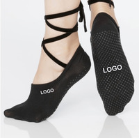 Chaussettes antidérapantes de haute qualité pour femmes, chaussettes de fitness, de yoga et de pilates, chaussettes à lacets à coupe basse