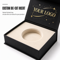 Boîte cadeau noire à rabat magnétique avec logo personnalisé, impression sur le couvercle intérieur et impression scintillante étoile dorée pour l'emballage de montres