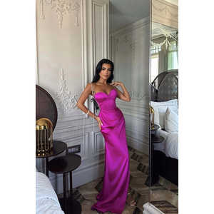 Robe de soirée fuchsia au crochet, col montant, robe de bal à sequins, silhouette trapèze, longue, romantique, pour soirée formelle - Product Image 4