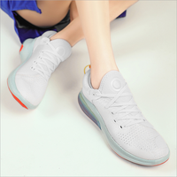 Chaussures de course ultra-légères de luxe personnalisées pour hommes, respirantes en mesh, amortissantes pour marathon, sneakers de sport rehaussantes