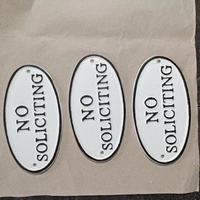 Señal de advertencia de placa decorativa de pared de valla de puerta delantera de Casa de hierro fundido minilalista sin solicitud