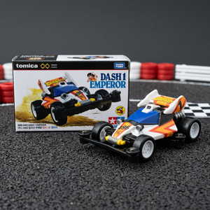 รถแข่งไฟฟ้า Tomica Mini 4WD Dash 1 Emperor ขนาด 1:64 พร้อมเล่นทั้งในร่มและกลางแจ้ง - Product Image 2