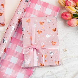 กระดาษห่อของขวัญเคลือบอะลูมิเนียมลายหัวใจสีสันสดใส เหมาะสำหรับคริสต์มาส วันวาเลนไทน์ งานแต่งงาน และวันเกิด - Product Image 3