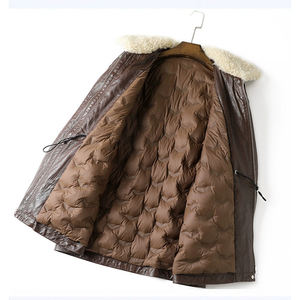 Manteau en <span class=keywords><strong>duvet</strong></span> <span class=keywords><strong>pour</strong></span> femme avec col amovible en fourrure d'agneau cirée à l'huile 566, 90% <span class=keywords><strong>duvet</strong></span> d'oie - Product Image 3