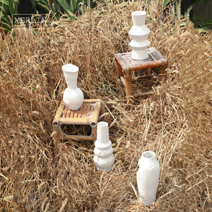 Merlin Living Artstone cueva piedra cerámica blanca elegante jarrón Flor al aire libre jarrón decoración Chaozhou fábrica de cerámica al por mayor - Product Image 2