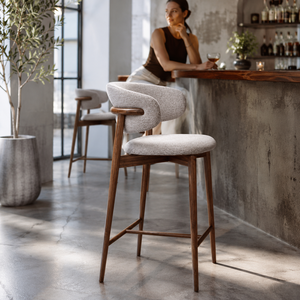 Tabouret <span class=keywords><strong>de</strong></span> bar moderne en bois <span class=keywords><strong>de</strong></span> noyer <span class=keywords><strong>de</strong></span> qualité supérieure avec siège rembourré et support incurvé pour bar et mobilier <span class=keywords><strong>de</strong></span> salon - Product Image 1