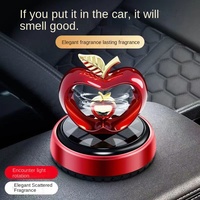 Ornement de parfum en métal en forme de cœur pour voiture, pour console centrale et siège, avec élimination des odeurs, décoration parfumée